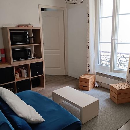 Appartement En Plein Coeur Du 10Eme Et Proche De Plusieurs Gares Paris Eksteriør billede